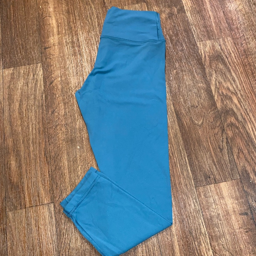 Like New Athleta Transcend 7/8 Tight in Borealis Green